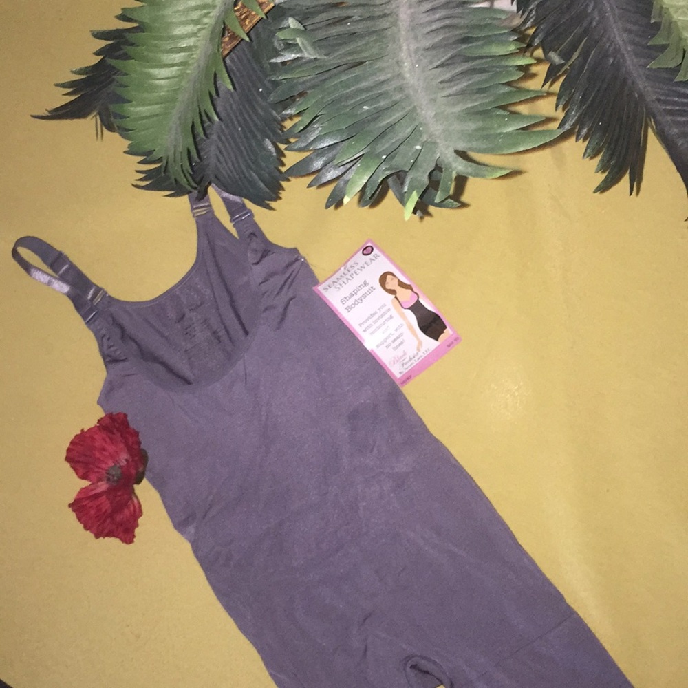 Seamless SHAPEWEAR BODYSUIT SMALL